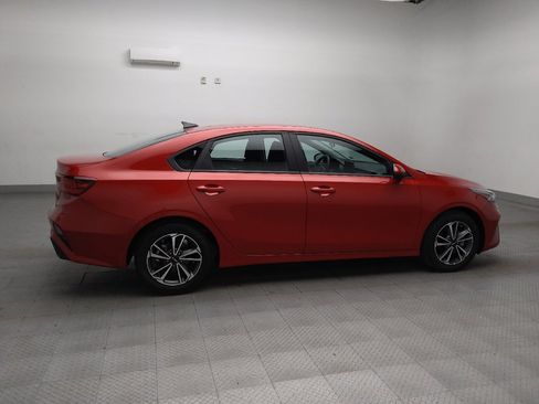 Used 2023 Kia Forte LXS image 10