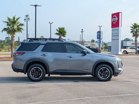 Used 2026 Nissan Pathfinder Rock Creek w/ Rock Creek Premium Package AWD/4WD image 6