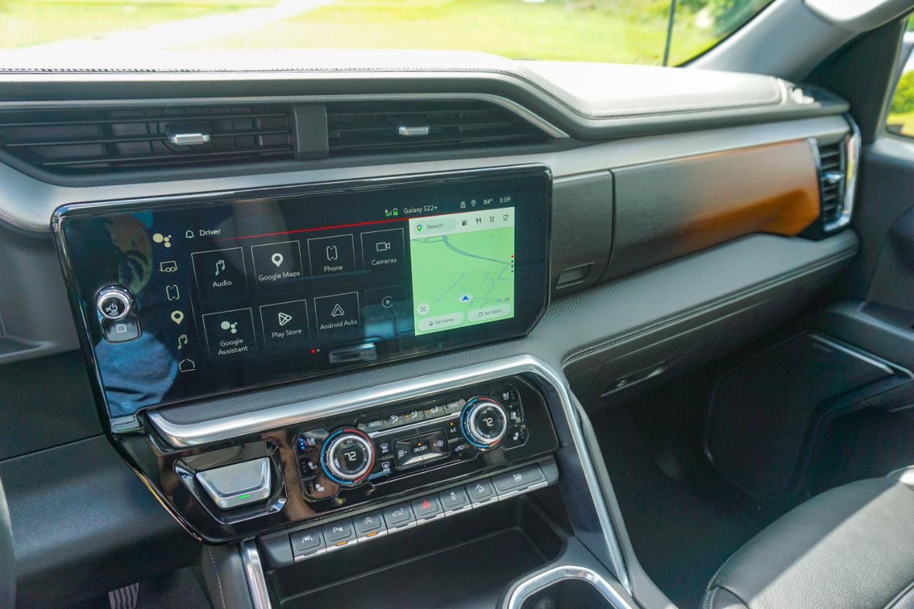 Used 2023 GMC Sierra 1500 Denali w/ Technology Package AWD/4WD image 23