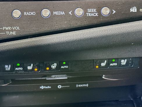 Certified 2022 Lexus ES 350 w/ Premium Package image 22