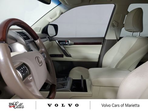 Used 2016 Lexus GX 460 w/ Premium Package AWD/4WD image 22