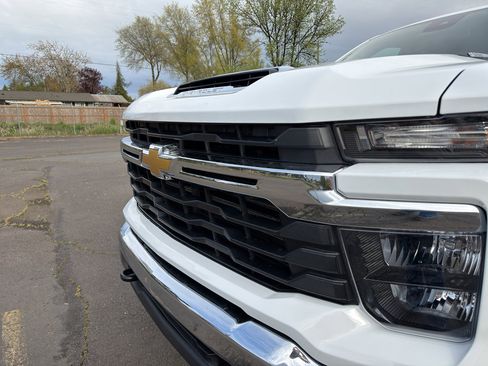 Used 2026 Chevrolet Silverado 2500 LT AWD/4WD image 5