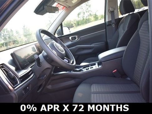 New 2025 Kia Sorento LX image 19