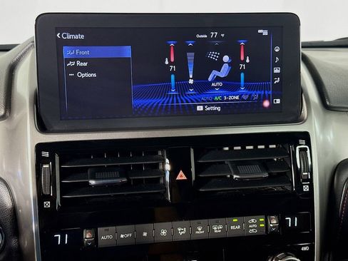 Certified 2023 Lexus GX 460 Premium w/ Premium Package image 16