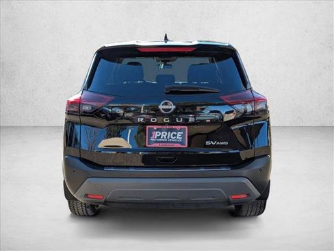 Used 2023 Nissan Rogue SV image 6