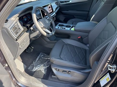 New 2026 Volkswagen Atlas Cross Sport SE image 10