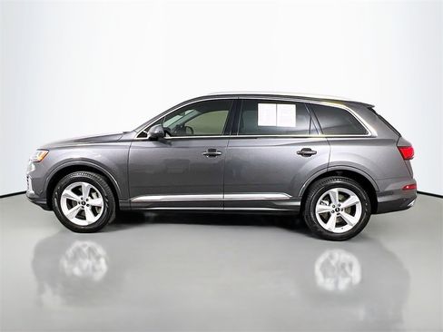 Used 2023 Audi Q7 2.0T Premium w/ Convenience Package image 4