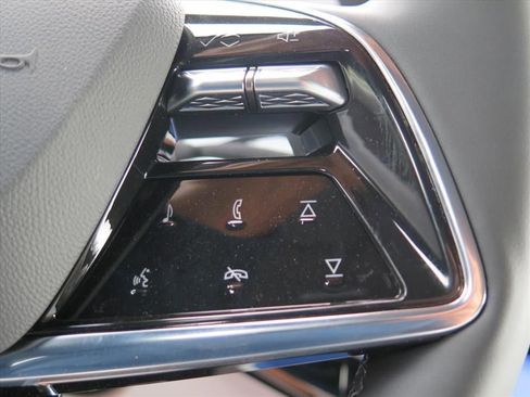 New 2025 Cadillac Optiq Sport 2 image 19