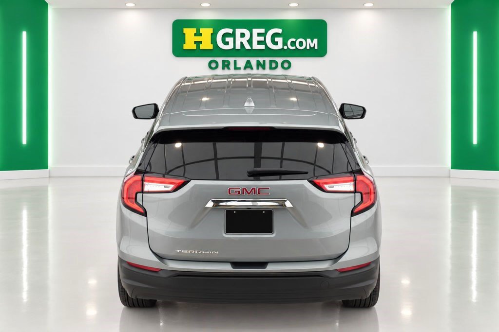 Used 2023 GMC Terrain SLE w/ LPO, Floor Liner Package FWD image 8