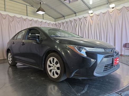 Used 2024 Toyota Corolla LE FWD image 10