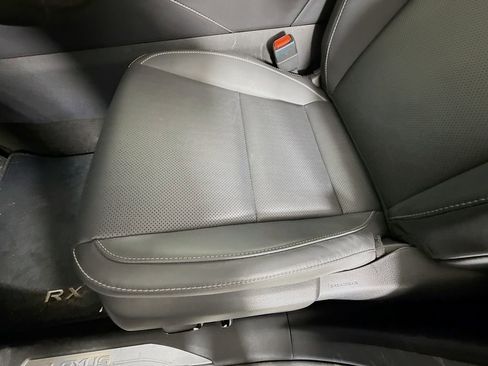 Certified 2025 Lexus RX 350 Premium w/ Accessory Package (Z1) image 19