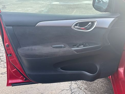 Used 2013 Nissan Sentra SV image 14