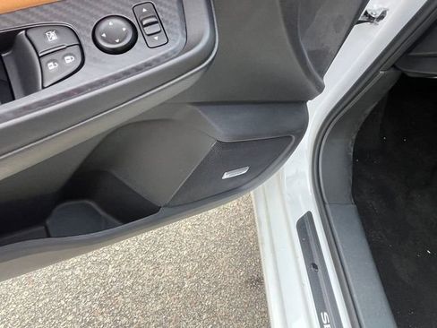 New 2025 Nissan Sentra SV w/ SV Premium Package image 12