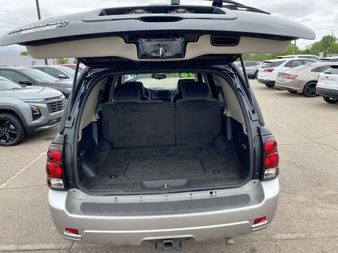 Used 2008 Chevrolet TrailBlazer LT w/ Sun And Sound Package AWD/4WD image 22