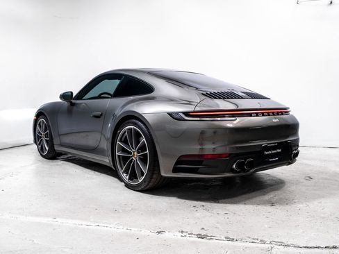 Certified 2020 Porsche 911 Carrera image 3