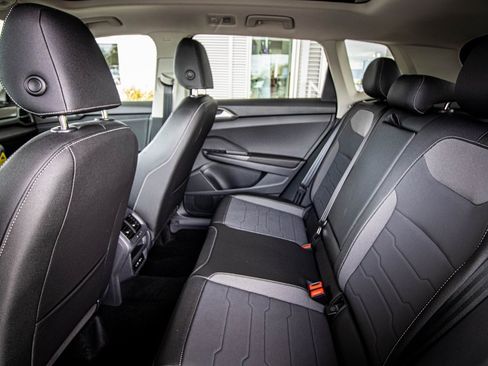 New 2026 Volkswagen Taos SE image 46