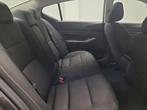 Used 2024 Nissan Altima 2.5 SV image 19