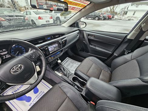Used 2014 Toyota Corolla LE image 17