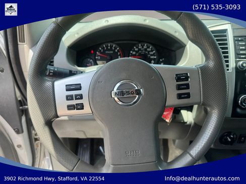 Used 2017 Nissan Frontier SV AWD/4WD image 19