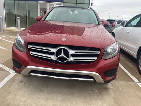 Used 2018 Mercedes-Benz GLC 300 GLC 300 image 2
