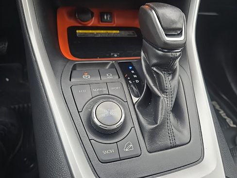 Used 2019 Toyota RAV4 Adventure image 27