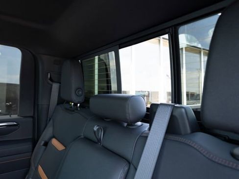 New 2026 GMC Sierra 2500 AT4 w/ Technology Package image 38