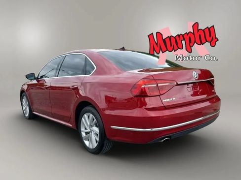 Used 2018 Volkswagen Passat 2.0T SE FWD image 6