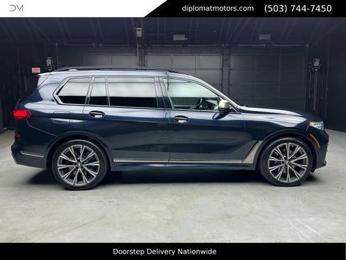 Used 2021 BMW X7 M50i AWD/4WD image 8