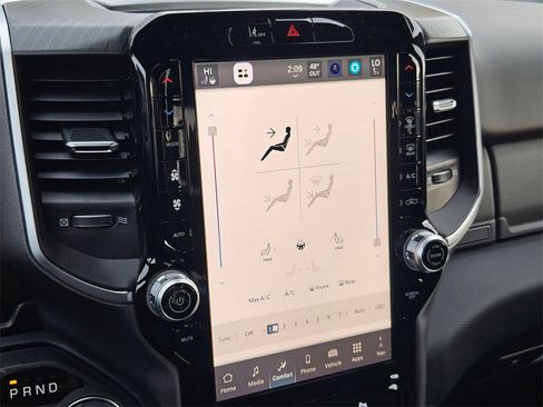 New 2026 RAM 1500 4x4 Crew Cab image 26