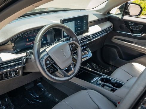 Used 2023 Lincoln Corsair Reserve w/ Equipment Group 201A image 18