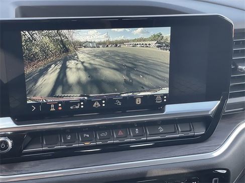 New 2026 GMC Sierra 3500 SLT image 15