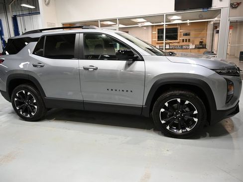 New 2026 Chevrolet Equinox RS w/ Convenience Package III image 4