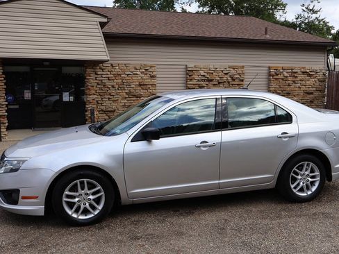 Used 2012 Ford Fusion S FWD image 5