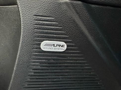 Used 2019 Dodge Challenger R/T Scat Pack w/ Widebody Package image 23