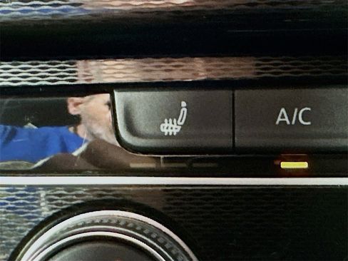 Used 2016 Volkswagen GTI S image 23