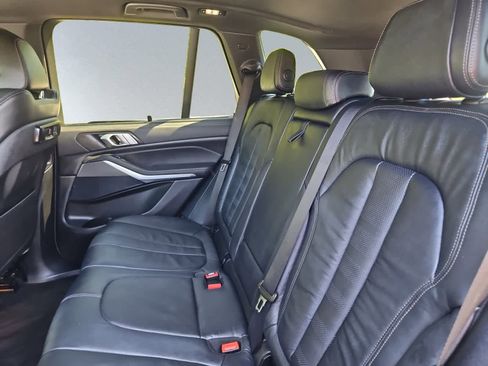 Used 2019 BMW X5 xDrive40i w/ Premium Package 2 image 14