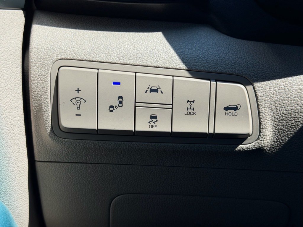 Used 2019 Hyundai Tucson Limited AWD/4WD image 11