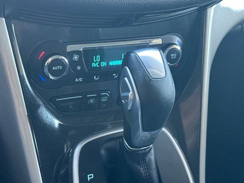 Used 2016 Ford C-MAX Energi SEL w/ Equipment Group 302A FWD image 23