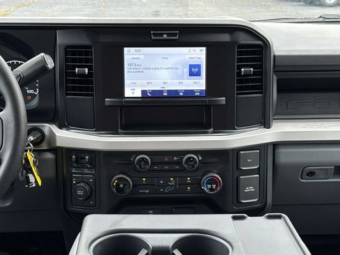 New 2026 Ford F350 XL w/ XL Chrome Package AWD/4WD image 18
