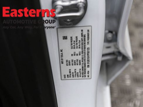 Used 2023 Tesla Model 3 Standard Range RWD image 33