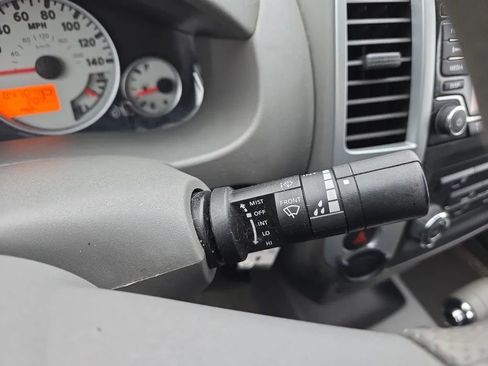 Used 2016 Nissan Frontier Desert Runner image 23