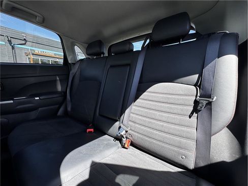 Used 2024 Mitsubishi Outlander Sport SE AWD/4WD image 5