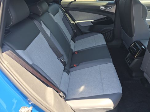 New 2026 Volkswagen ID.4 Pro RWD image 16