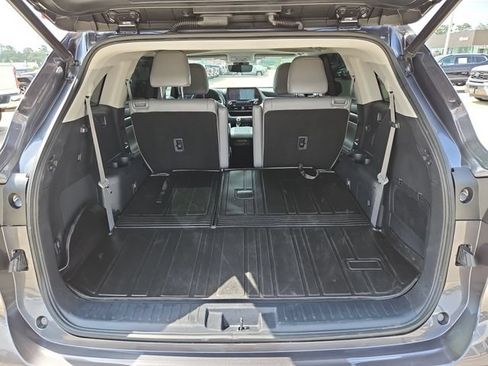 Used 2022 Toyota Highlander Limited FWD image 16