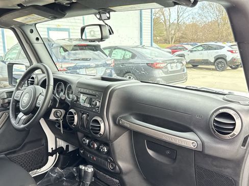 Used 2017 Jeep Wrangler Sport w/ Quick Order Package 24S image 14