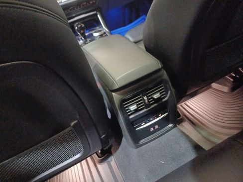 Used 2022 BMW 330i xDrive 330i xDrive w/ M Sport Package image 23