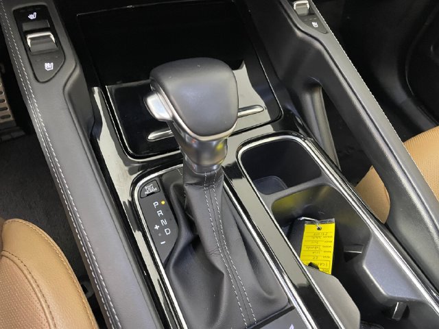 Used 2022 Kia Telluride SX w/ Towing Package AWD/4WD image 11