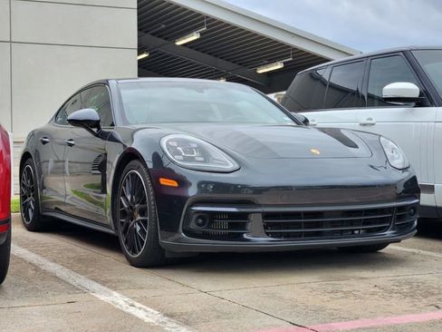Used 2018 Porsche Panamera 4S AWD/4WD image 2