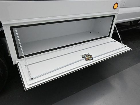 New 2025 Ford F550 4x4 Regular Cab Super Duty image 24