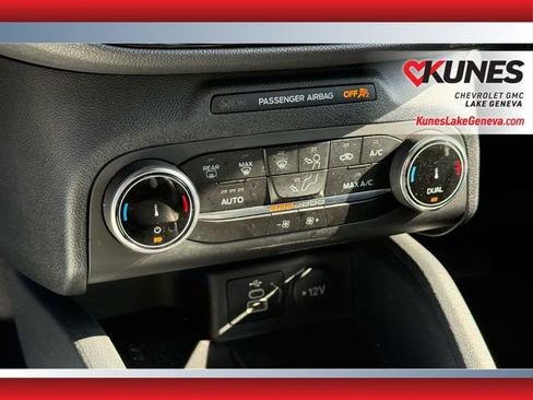 Used 2025 Ford Escape ST-Line image 28